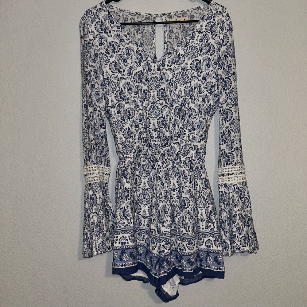 Hollister Long Sleeve Shorts Romper Dress​​